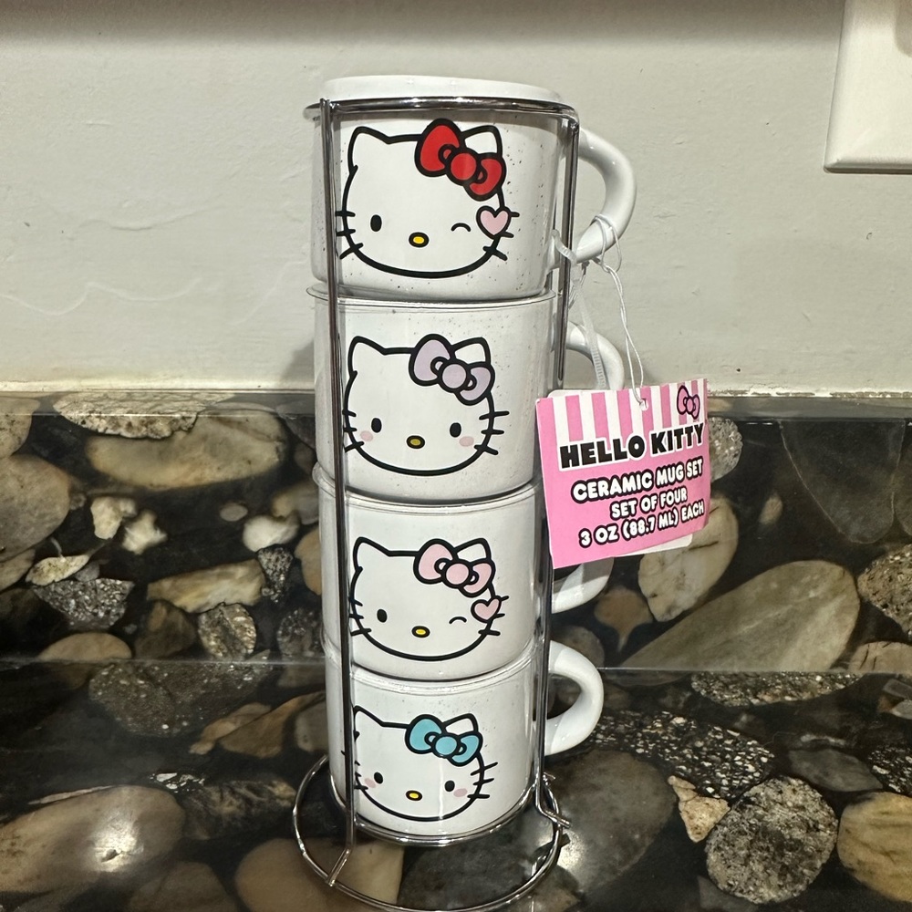 NWT Hello Kitty Espresso Ceramic Mug Set of 4